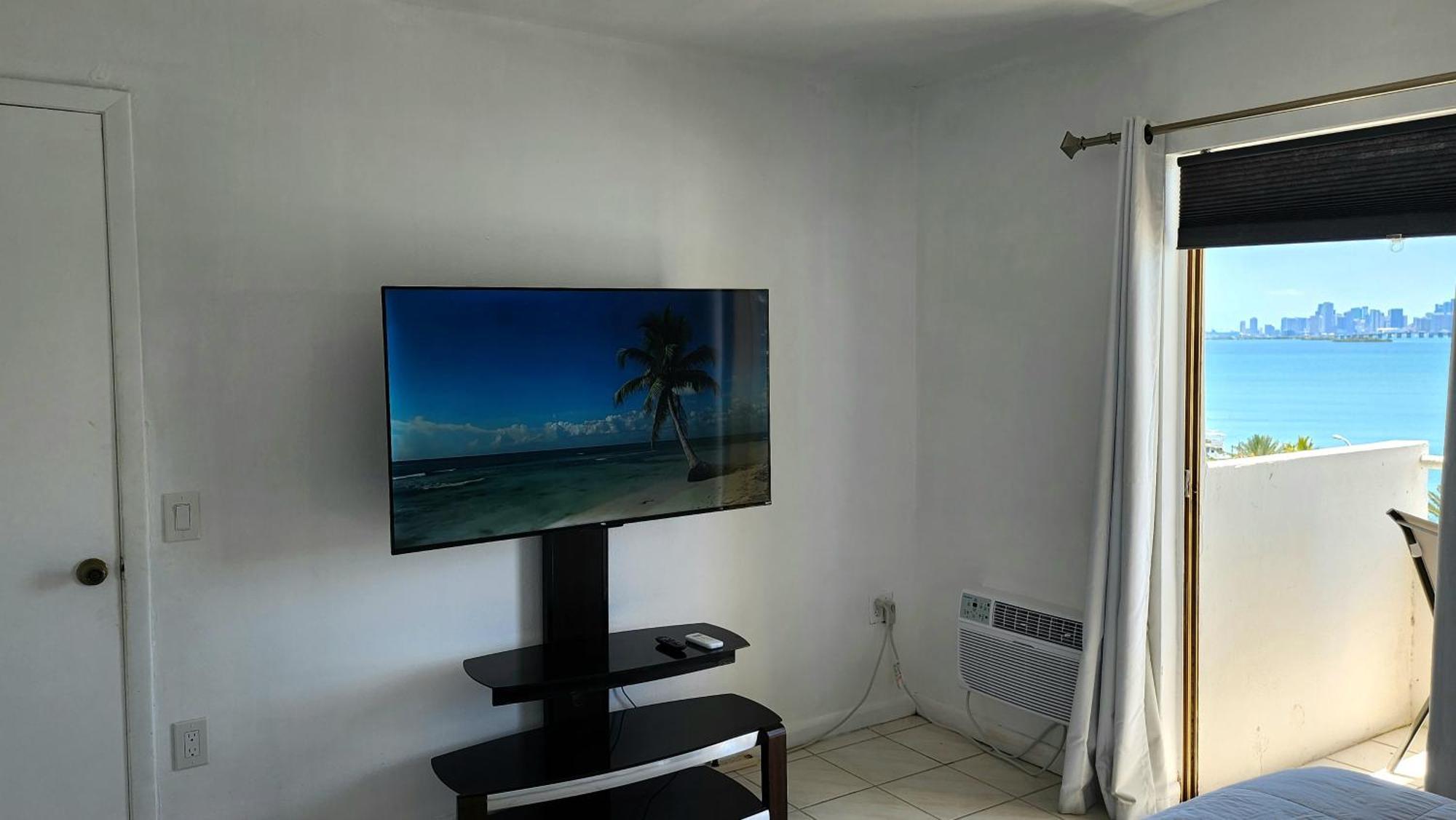 Bayfront Apartment Breathtaking Views- One Bedroom W Balcony- Living Room -Free Parking Miami Beach Luaran gambar