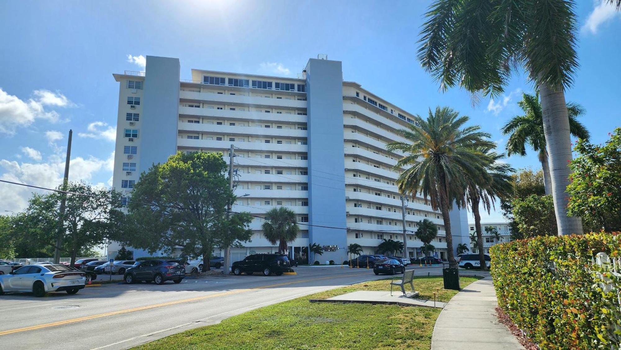 Bayfront Apartment Breathtaking Views- One Bedroom W Balcony- Living Room -Free Parking Miami Beach Luaran gambar