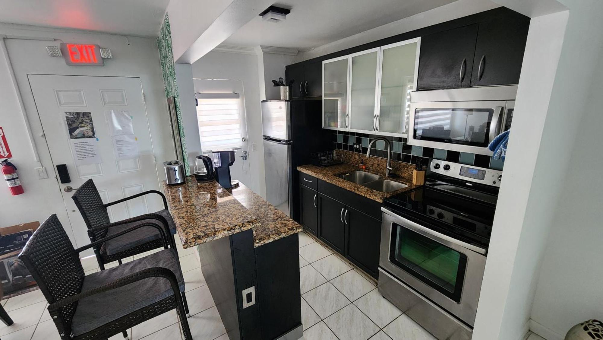 Bayfront Apartment Breathtaking Views- One Bedroom W Balcony- Living Room -Free Parking Miami Beach Luaran gambar